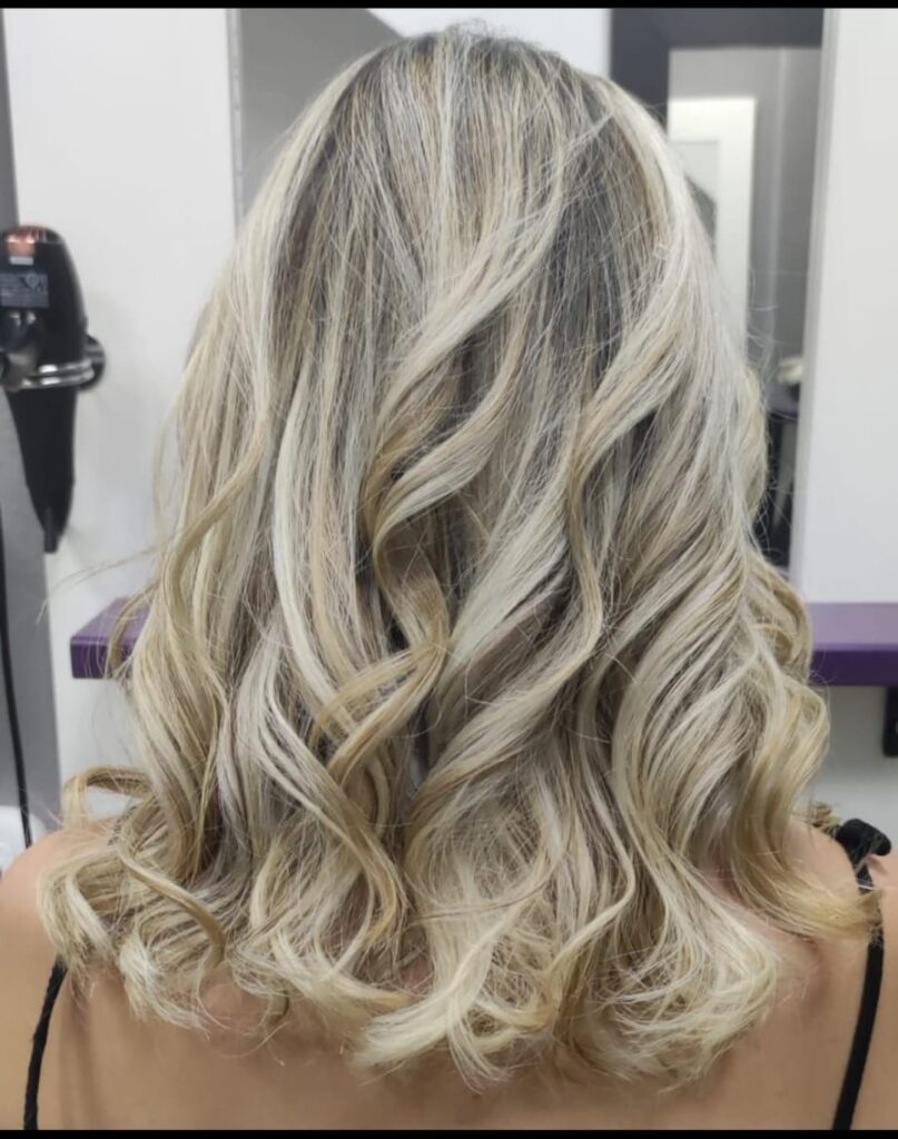 Servicios de Mechas en Cabello